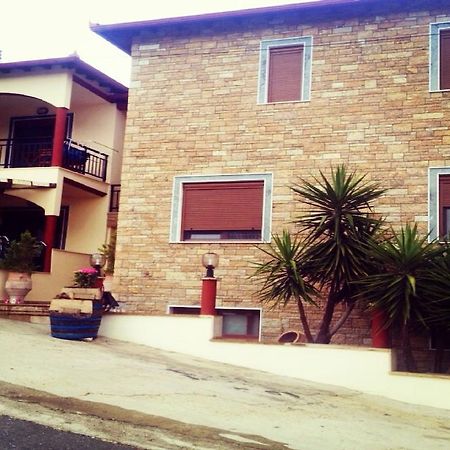 Ferienwohnung Petrino Sarti Exterior foto
