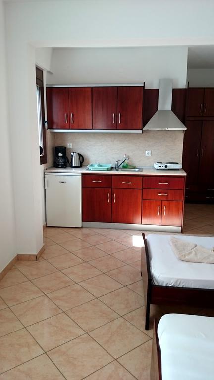 Ferienwohnung Petrino Sarti Zimmer foto
