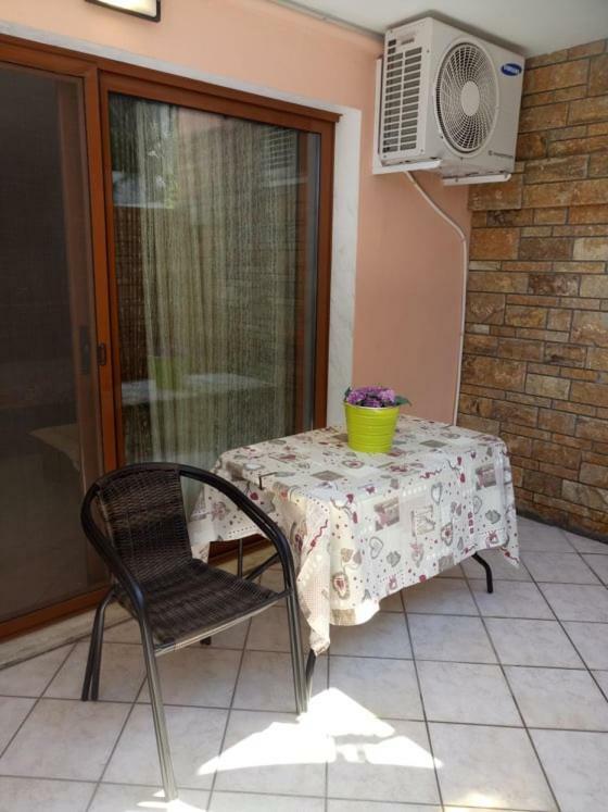 Ferienwohnung Petrino Sarti Exterior foto
